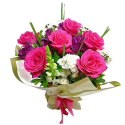 Arranjo com 6 rosas...